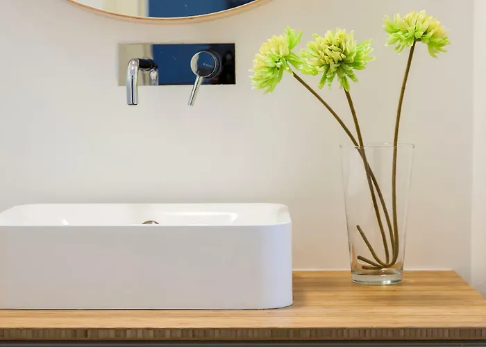 Διαμέρισμα Bairro Alto 3 Bedroom Patio Flat! *